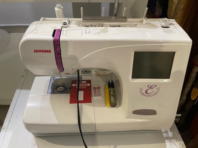 Hafciarka Janome Memory Craft 350E